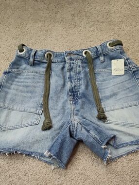 NWT Free People Moxie Barrell Jean Denim Shorts with Olive Drawcord M 29